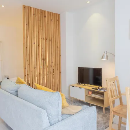 Alcantara Charm * Lisbon