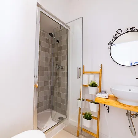 Alcantara Charm Apartman *